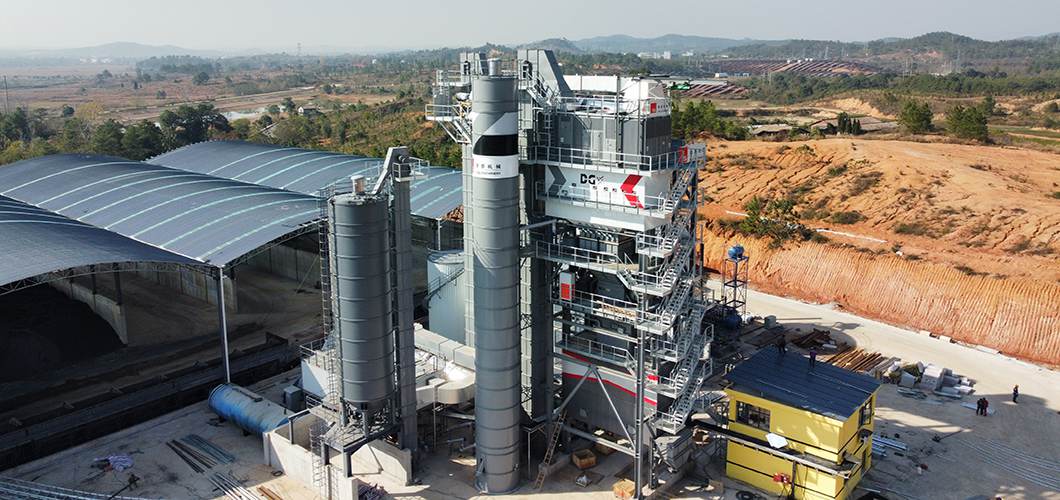 DGXR4500D Asphalt Mixing Plant is used in Jiangxi,China